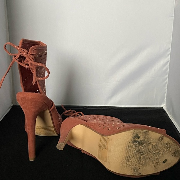 Blushing Peep Toe Heels - Picture 3 of 5